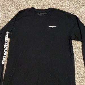 •PATAGONIA Long-sleeve tee•